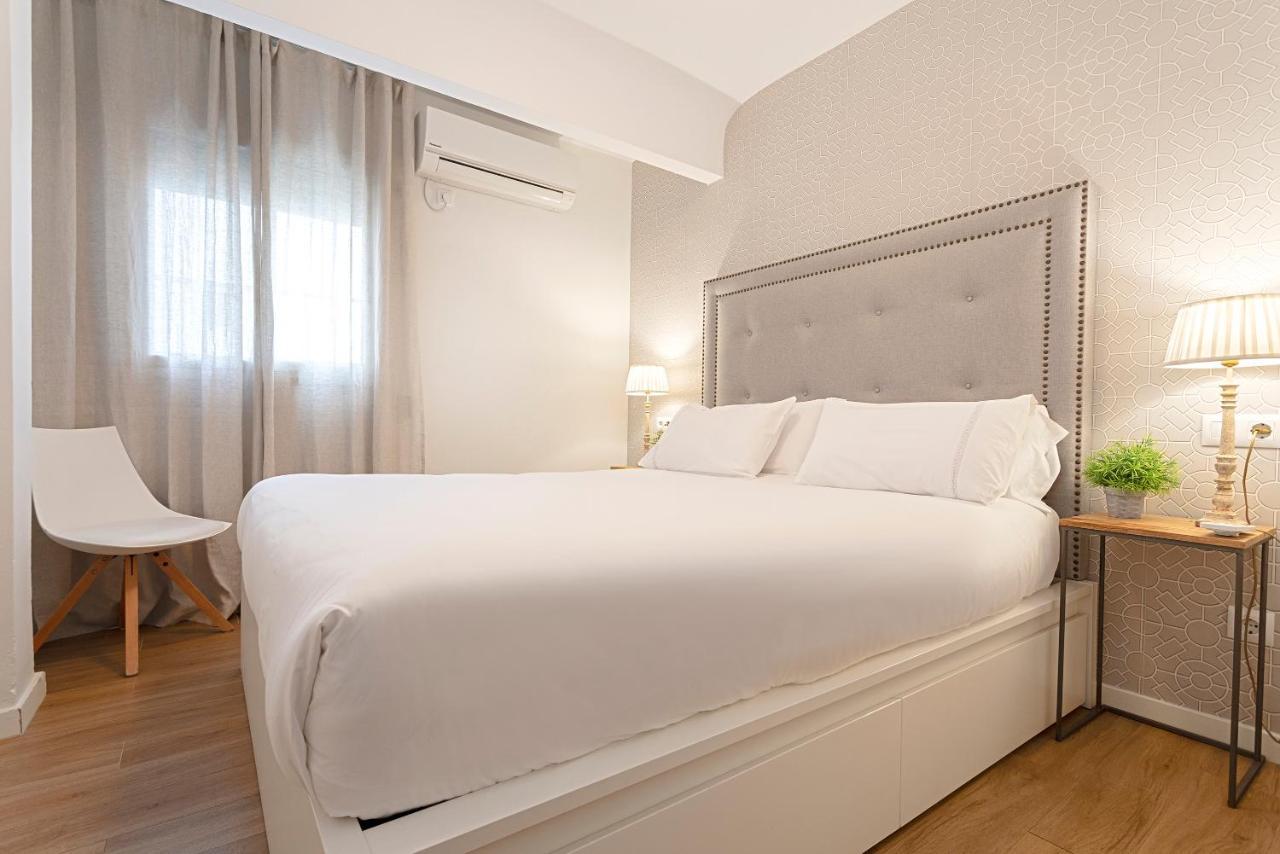 Genteel Home Velarde Seville Ngoại thất bức ảnh
